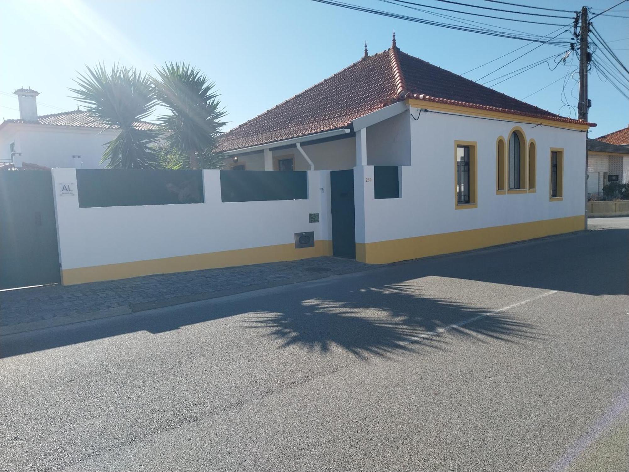 アヴェイロ Casa Dos Pingos De Mel Bed & Breakfast エクステリア 写真